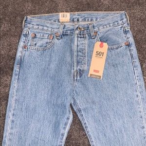Brand new 501 originals Levi light washed jeans